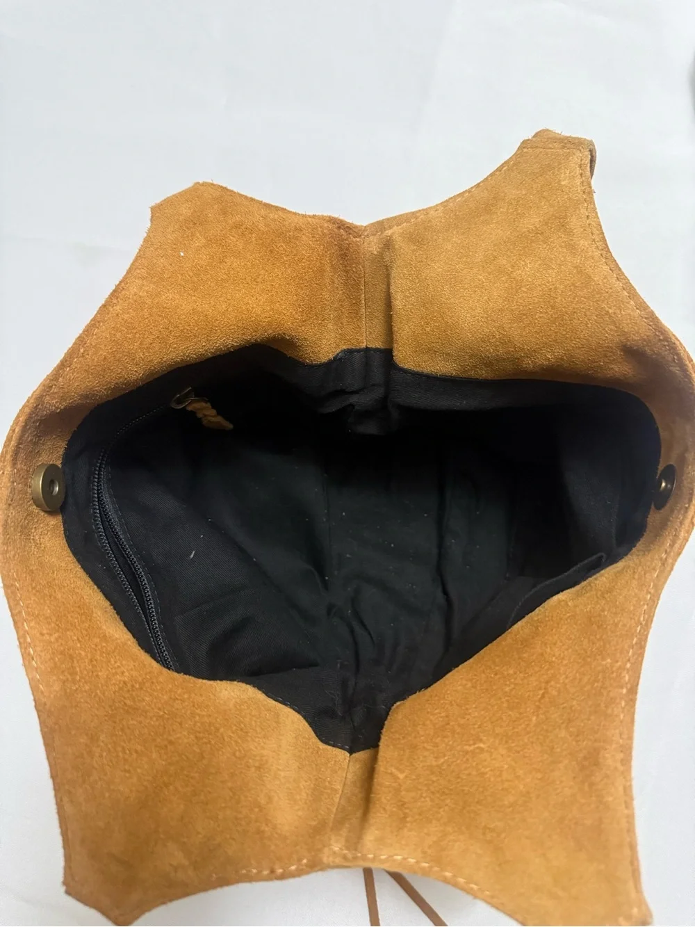 Fringe Suede Shoulder Bag in Tan